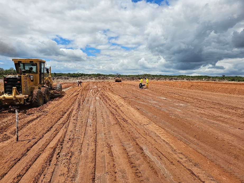 GALPÃO LOGÍSTICO FRACHT LOG - 10 hec – 180.000 m² de aterro
